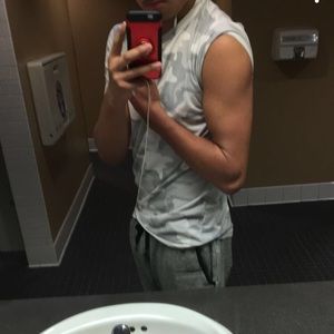 Meet your Posher, Benjamin